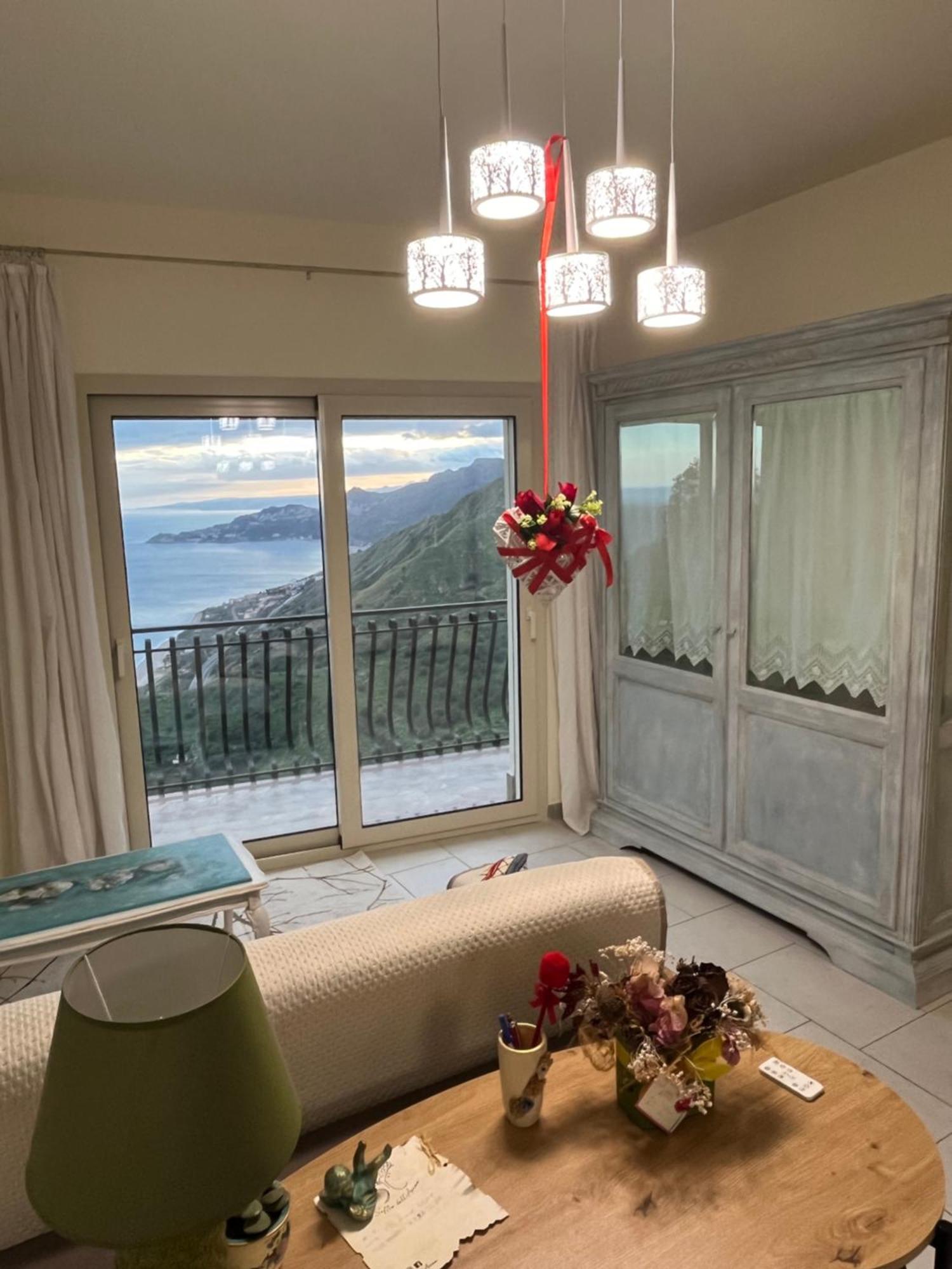 Casa vacanza con vista panoramica Forza dʼAgro Esterno foto
