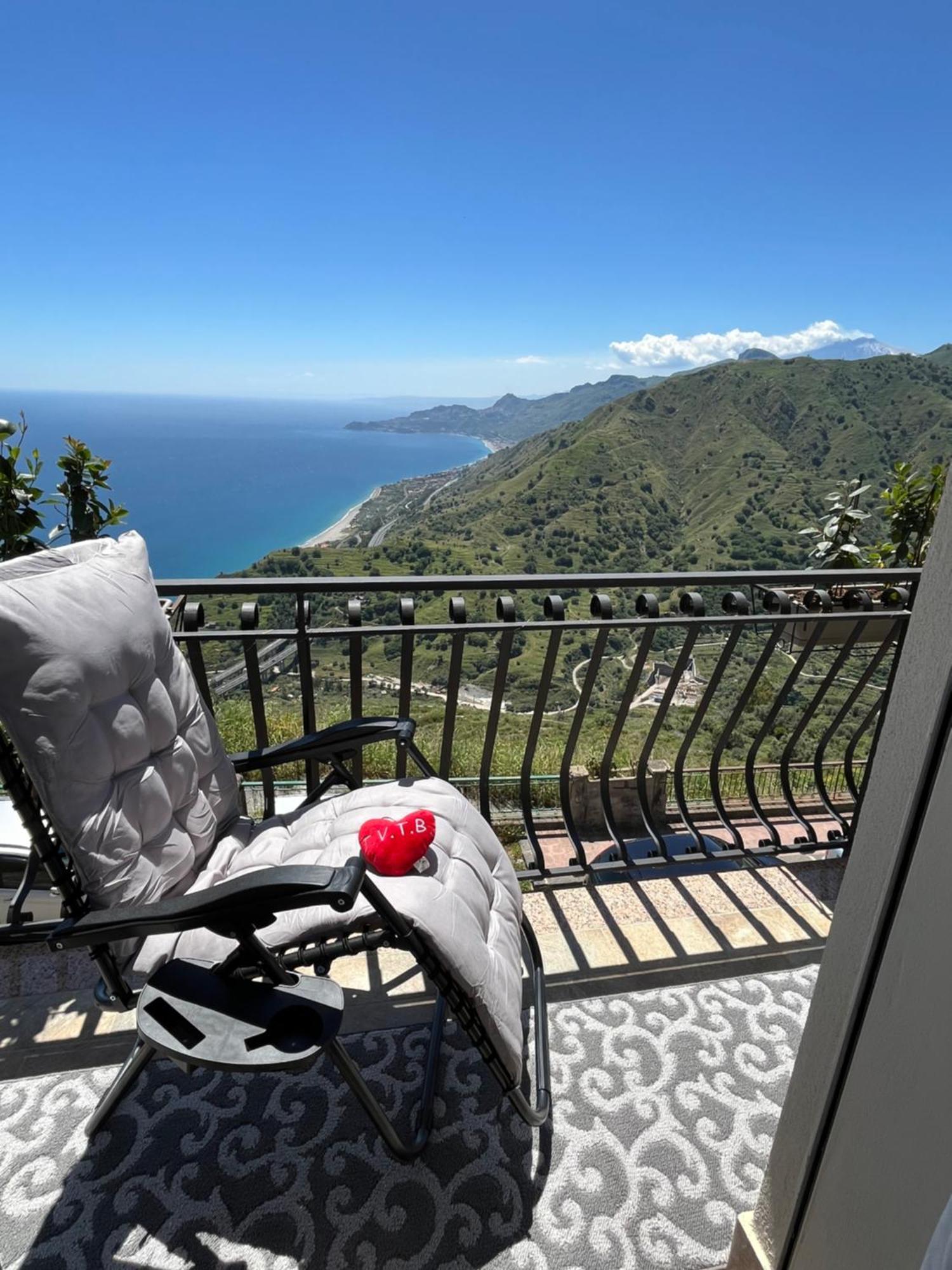 Casa vacanza con vista panoramica Forza dʼAgro Esterno foto